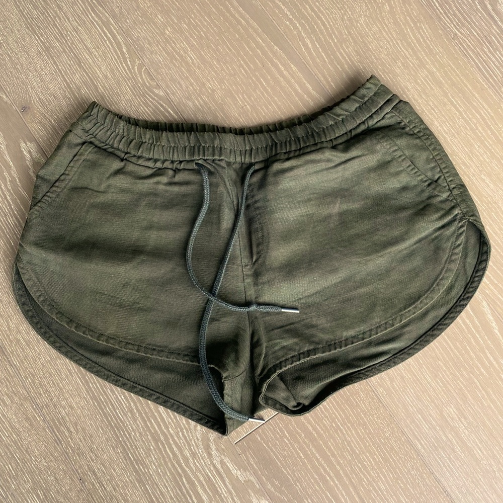 Zara Shorts in Olive